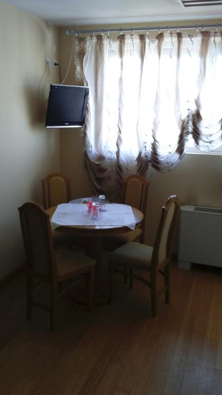 Motel Kneginja Cacak Bilik gambar