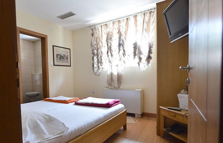Motel Kneginja Cacak Bilik gambar