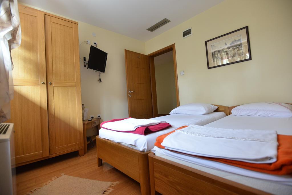 Motel Kneginja Cacak Bilik gambar