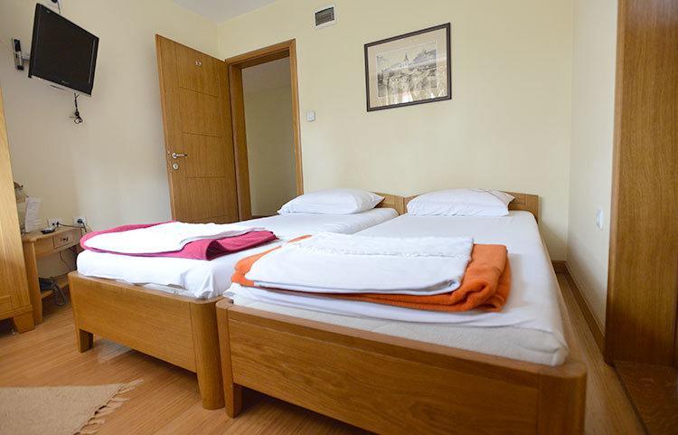 Motel Kneginja Cacak Bilik gambar